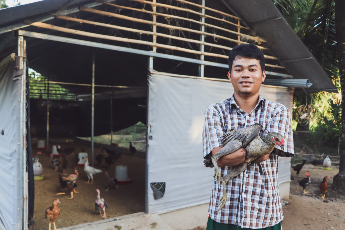 PONLORK’S ARMS REQUIRED AMPUTATION. NOW HE MAKES A LIVING AS A SUCCESSFUL POULTRY FARMER IN CAMBODIA